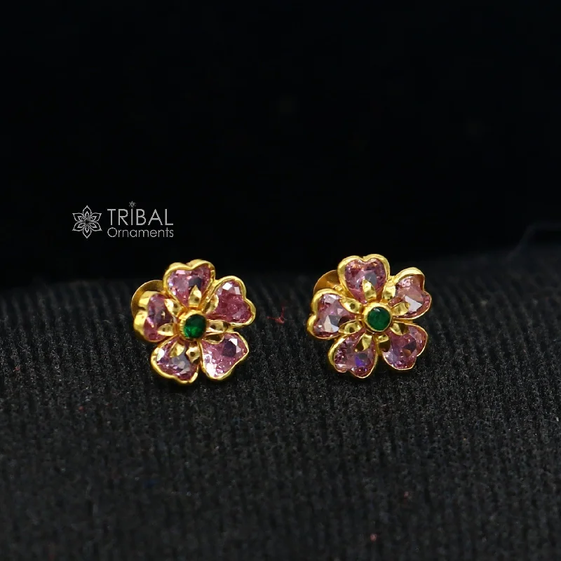 14kt yellow gold handmade fabulous orange Stone excellent vintage flower design stud earrings pair unisex jewelry er175