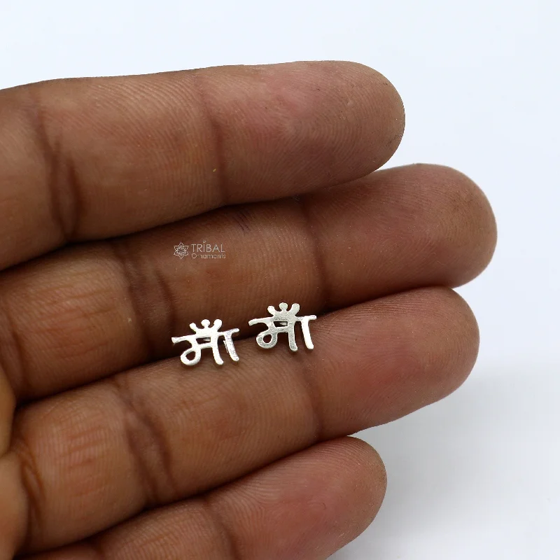 925 Sterling silver handmade hindi letter "MAA" mother letter stud earring solid silver unisex cultural earing jewelry  s1310