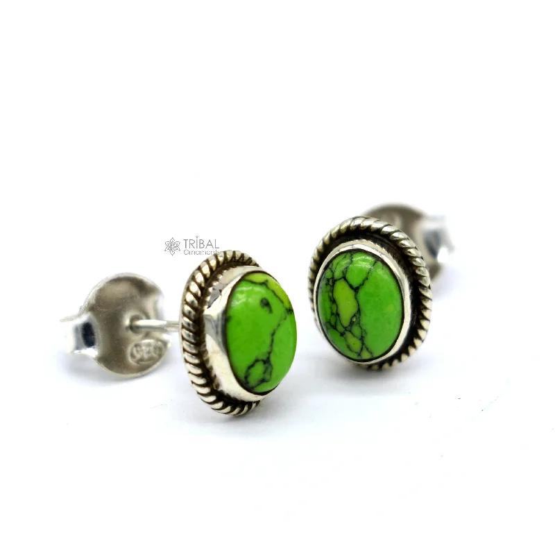 925 sterling silver handmade stud earring with gorgeous single Green turquoise stone stud earring best unisex jewelry s1269