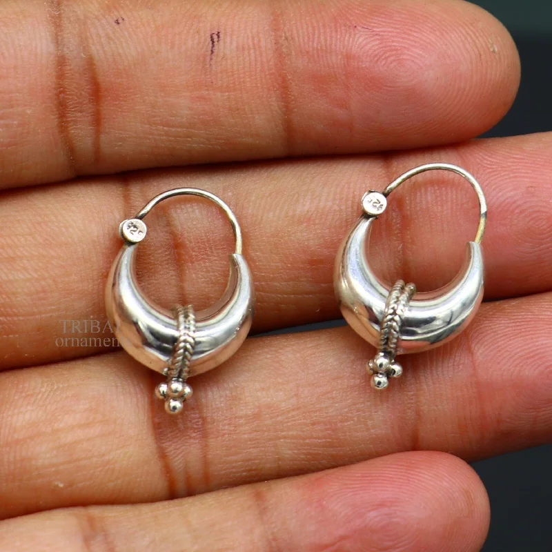 Exclusive 925 sterling silver Handmade vintage ethnic style hoops earrings Kundal unisex tribal stylish unique Bali jewelry India ear1236