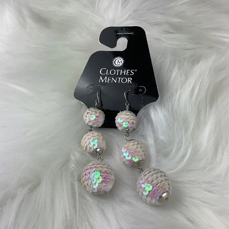 Earrings Dangle/drop By Claires