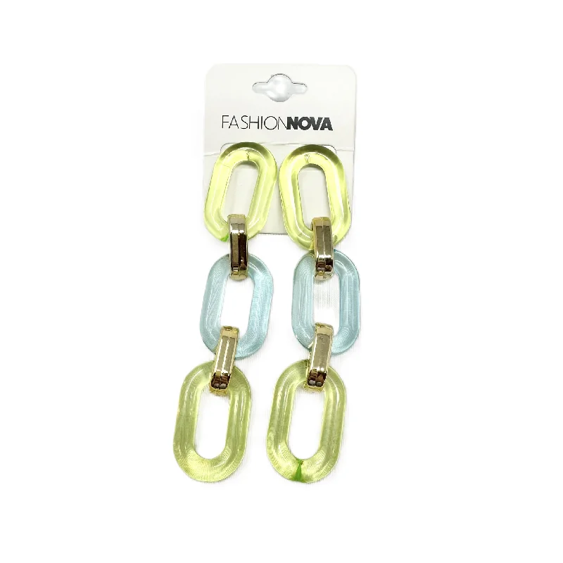 Earrings Dangle/drop By Fashion Nova