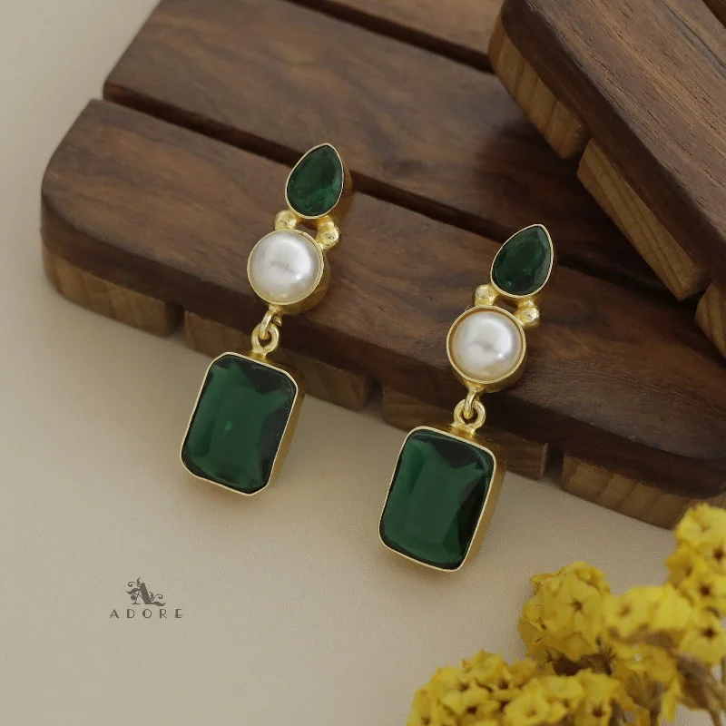 Eviana Glossy Drop + Rectangle Pearl Earring