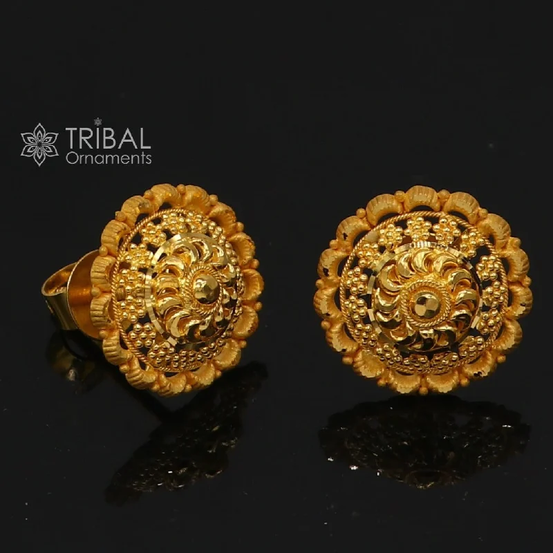 Indian traditional cultural round design 22Kt yellow gold handmade amazing filigree work girl's women's stud earrings jewelry er184