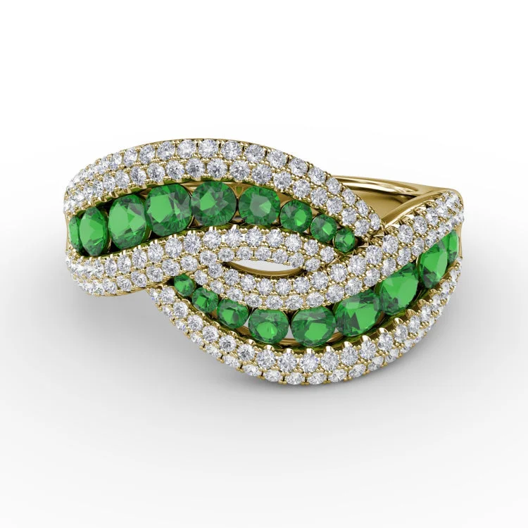 Intertwining Love Emerald and Diamond Ring