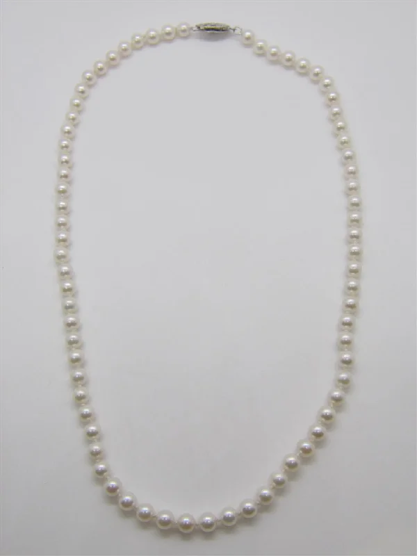 Pearl Necklace